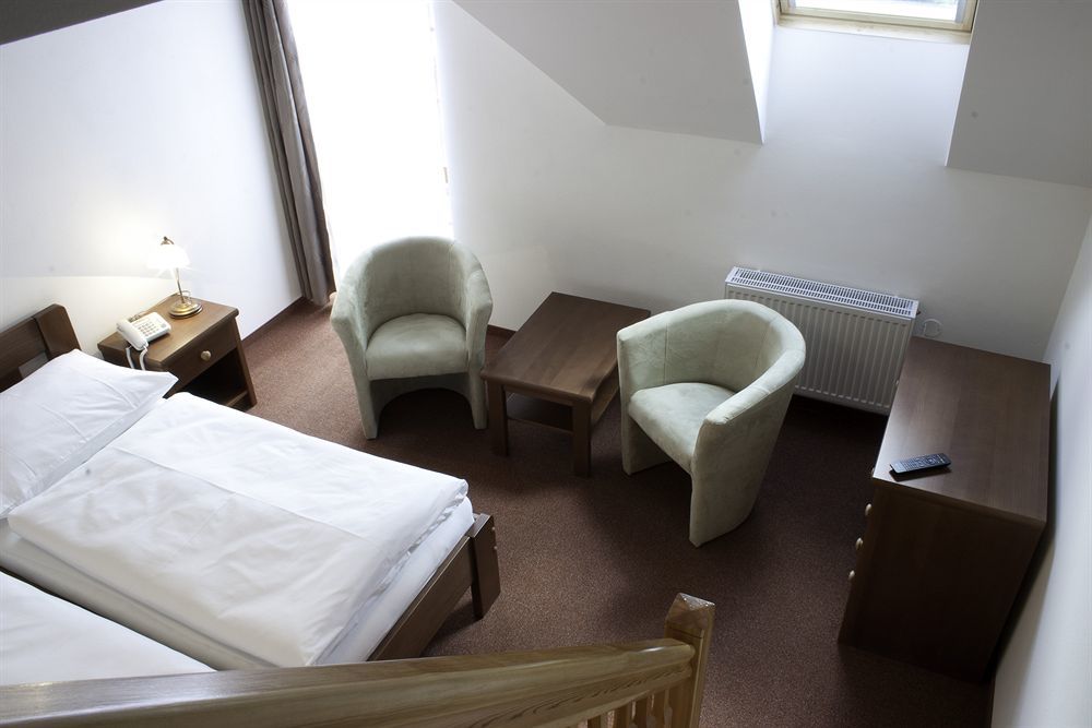 Pytloun Wellness Hotel Hasistejn Místo Zewnętrze zdjęcie
