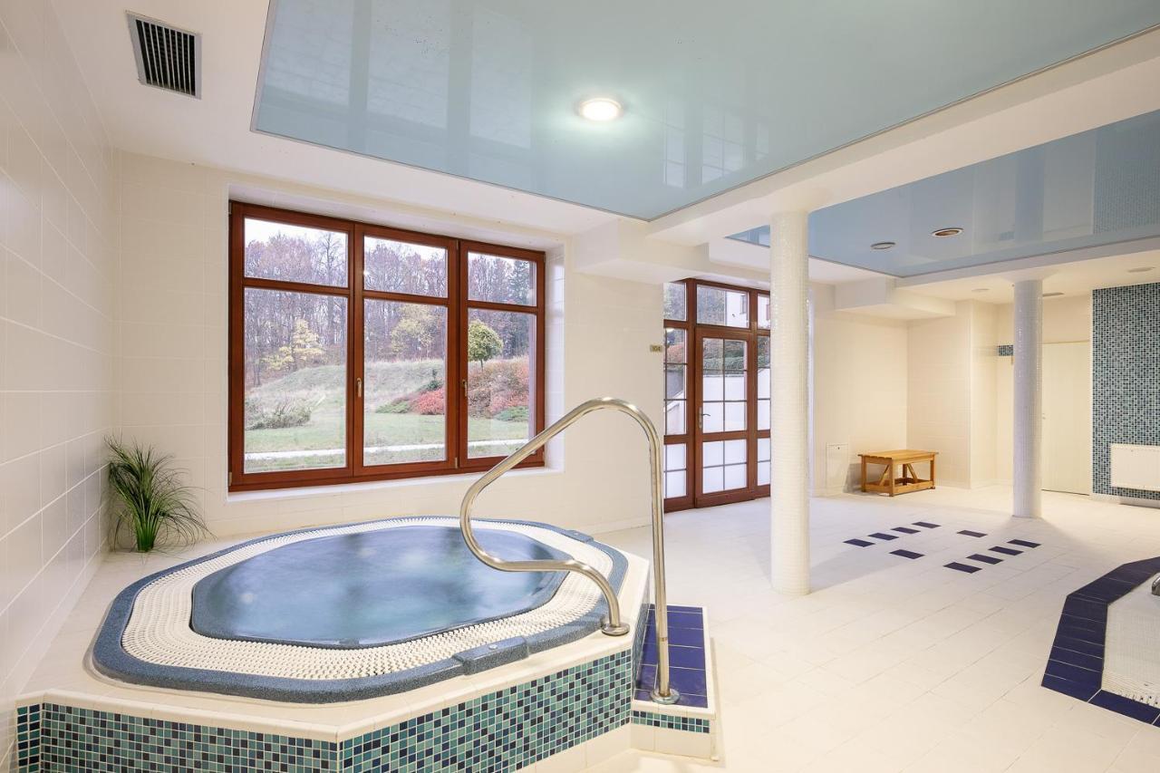 Pytloun Wellness Hotel Hasistejn Místo Zewnętrze zdjęcie