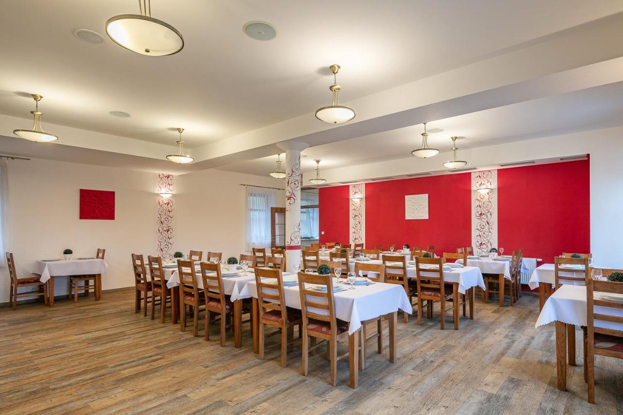 Pytloun Wellness Hotel Hasistejn Místo Zewnętrze zdjęcie