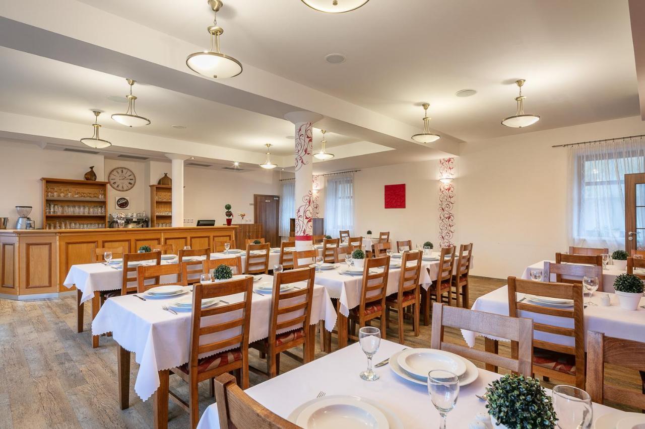 Pytloun Wellness Hotel Hasistejn Místo Zewnętrze zdjęcie